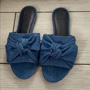 Tory Burch Slip on sandals